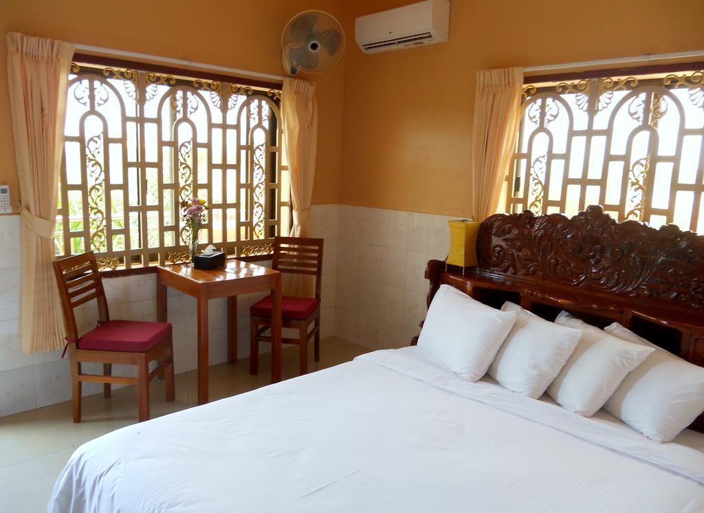 Kampot Manor 호텔 객실 사진