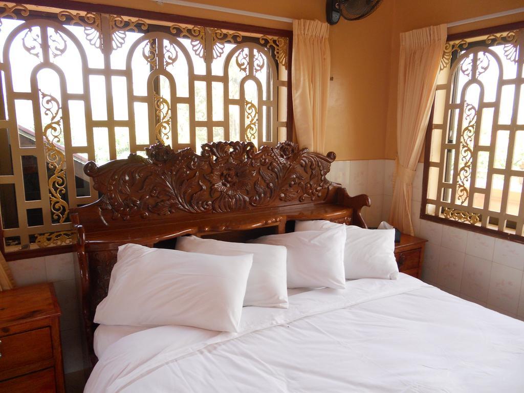 Kampot Manor 호텔 객실 사진