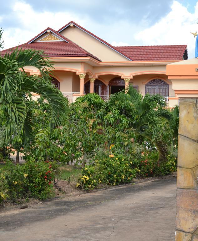 Kampot Manor 호텔 외부 사진
