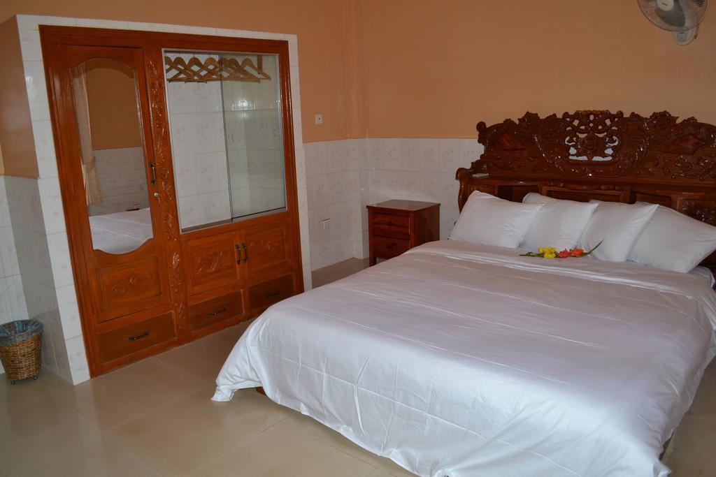 Kampot Manor 호텔 객실 사진