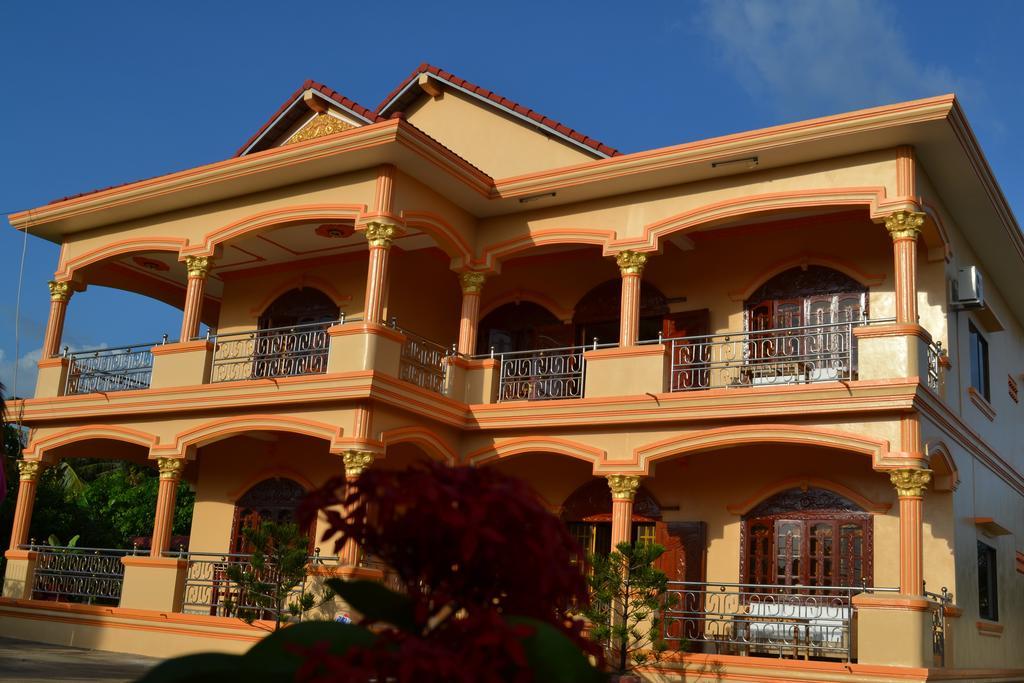 Kampot Manor 호텔 외부 사진