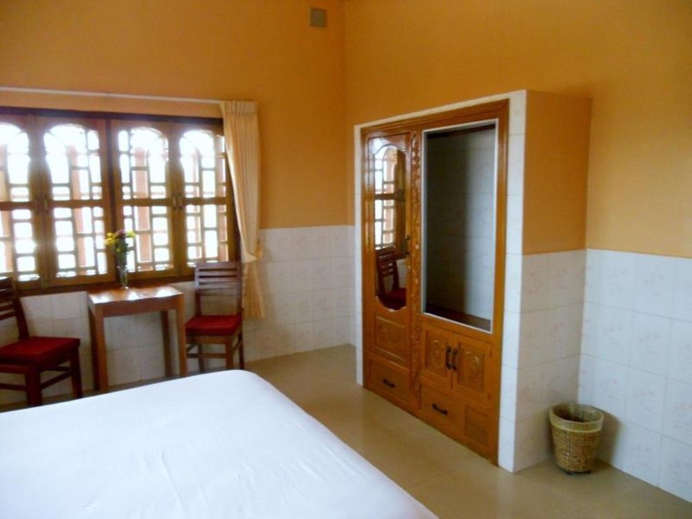 Kampot Manor 호텔 외부 사진