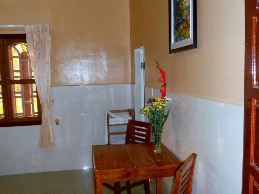 Kampot Manor 호텔 외부 사진
