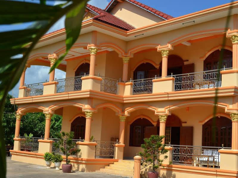 Kampot Manor 호텔 외부 사진