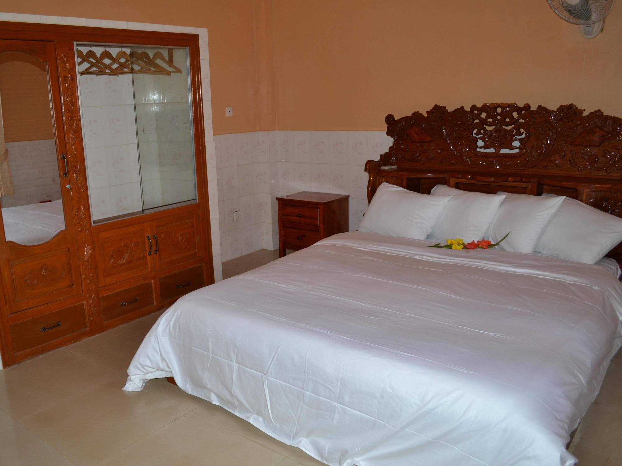 Kampot Manor 호텔 외부 사진